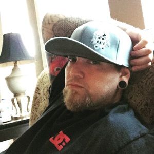 Meet your Posher, Adrian